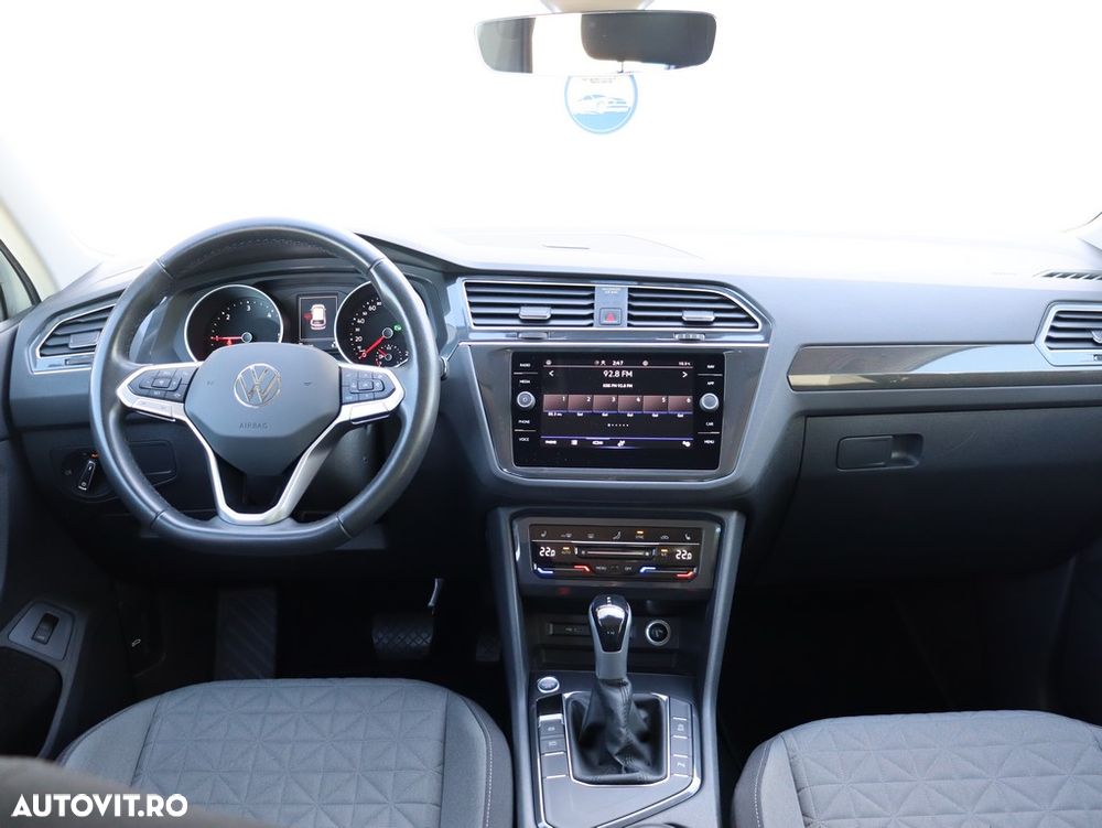 Volkswagen Tiguan 2.0 TDI DSG Life - 9