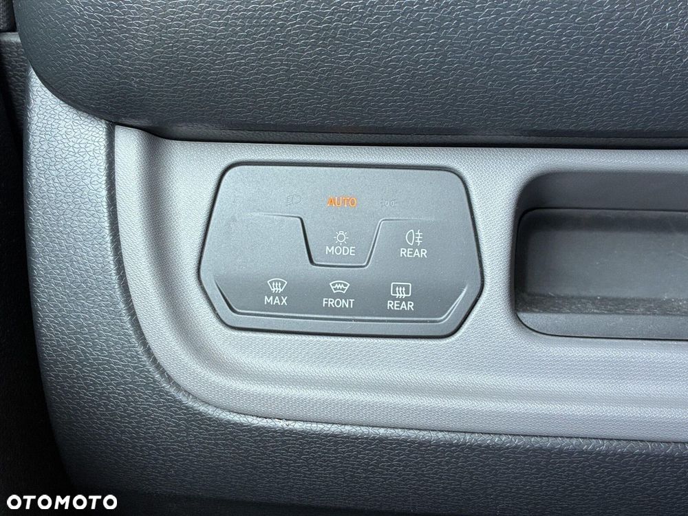 Volkswagen ID. Buzz Cargo 204 KM 82 kWh DSG r. o. 2988 mm - 26
