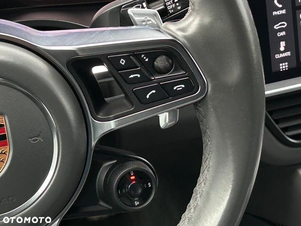 Porsche Cayenne S - 23