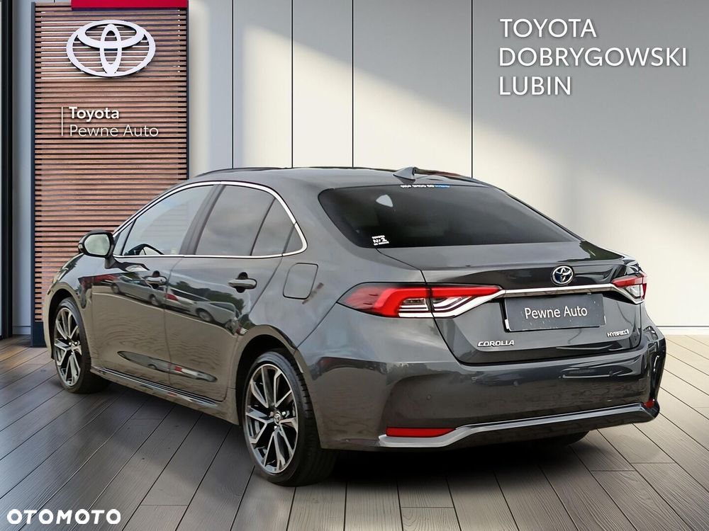 Toyota Corolla 1.8 Hybrid Executive - 3