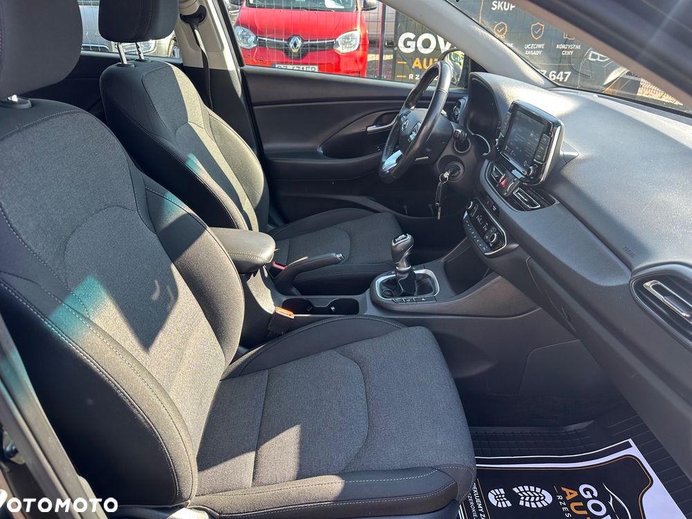 Hyundai i30 - 16