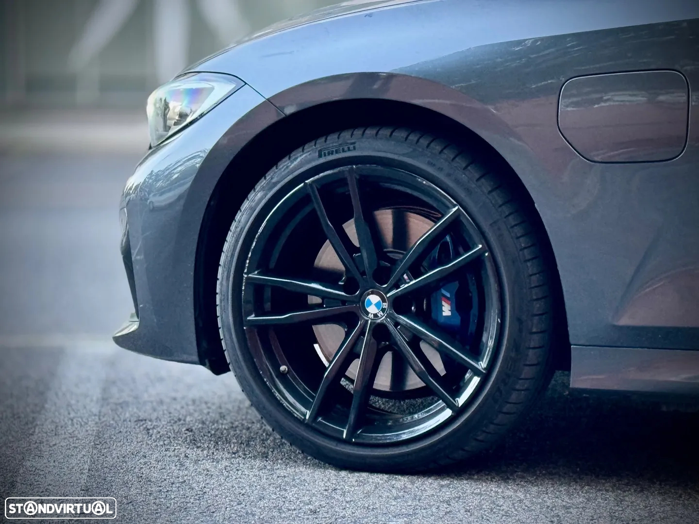 BMW 330 e Pack 50 anos M Auto - 28