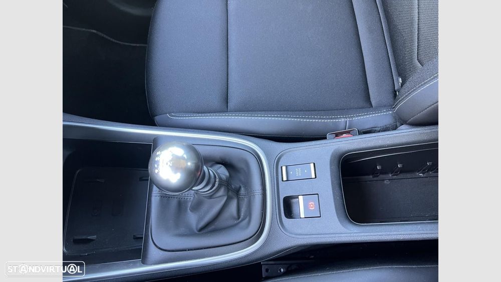 Jeep Avenger 1.2 GSE T3 Altitude - 13