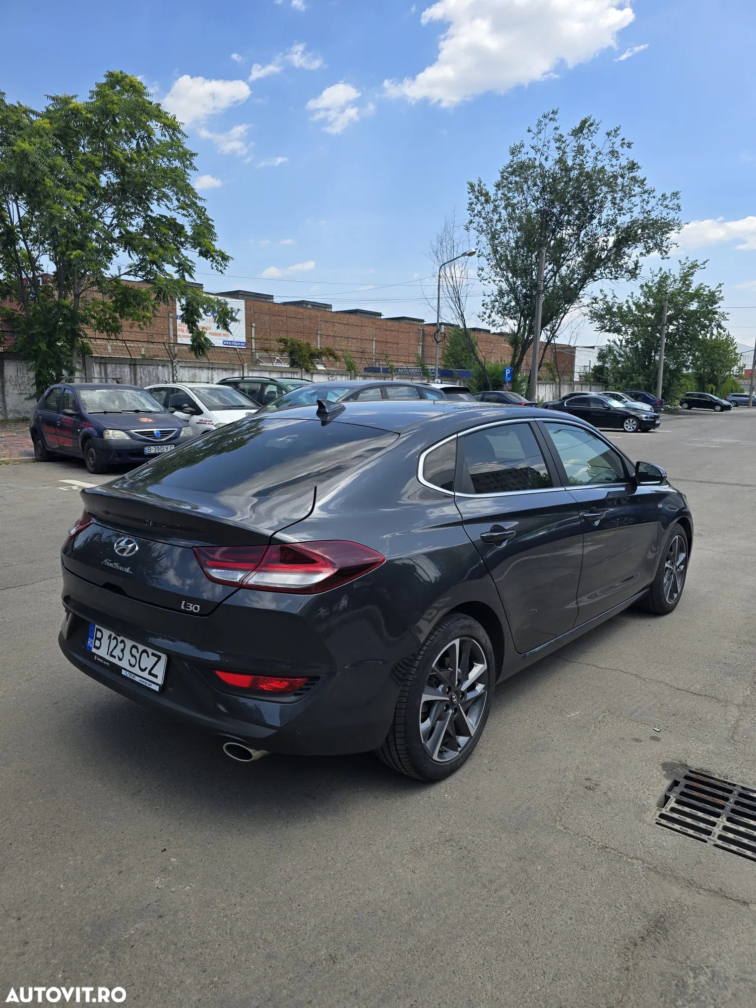 Hyundai i30 Fastback 1.5 T-GDI MHEV 160CP Exclusive - 13