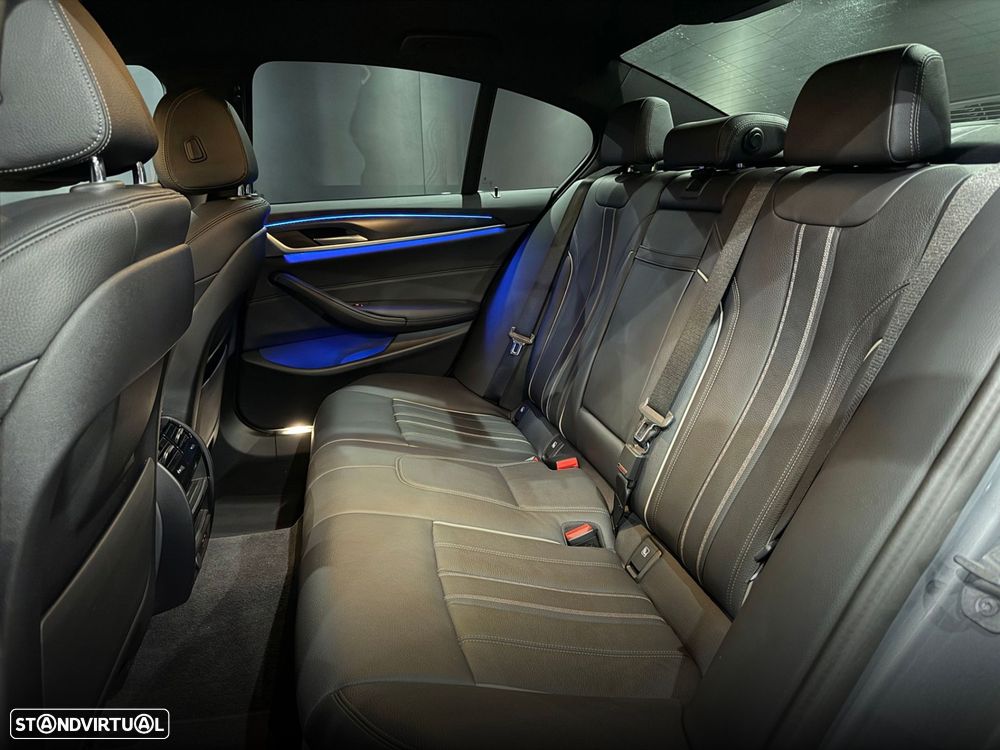 BMW 520 d Pack M Auto - 38