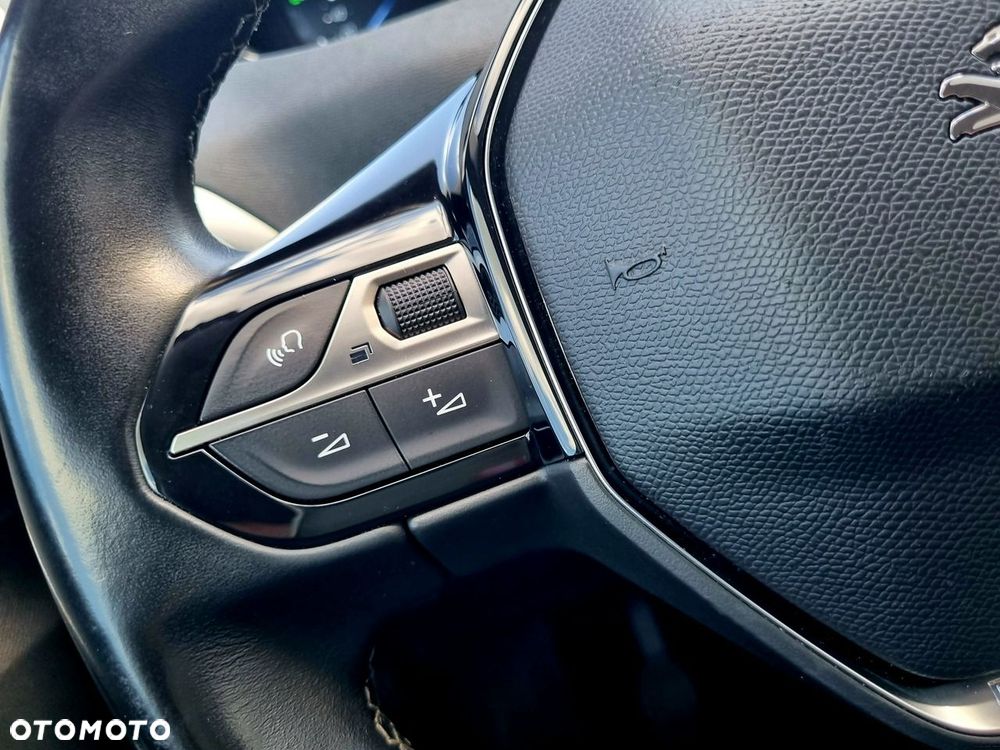 Peugeot 5008 1.5 BlueHDi Allure S&S - 17
