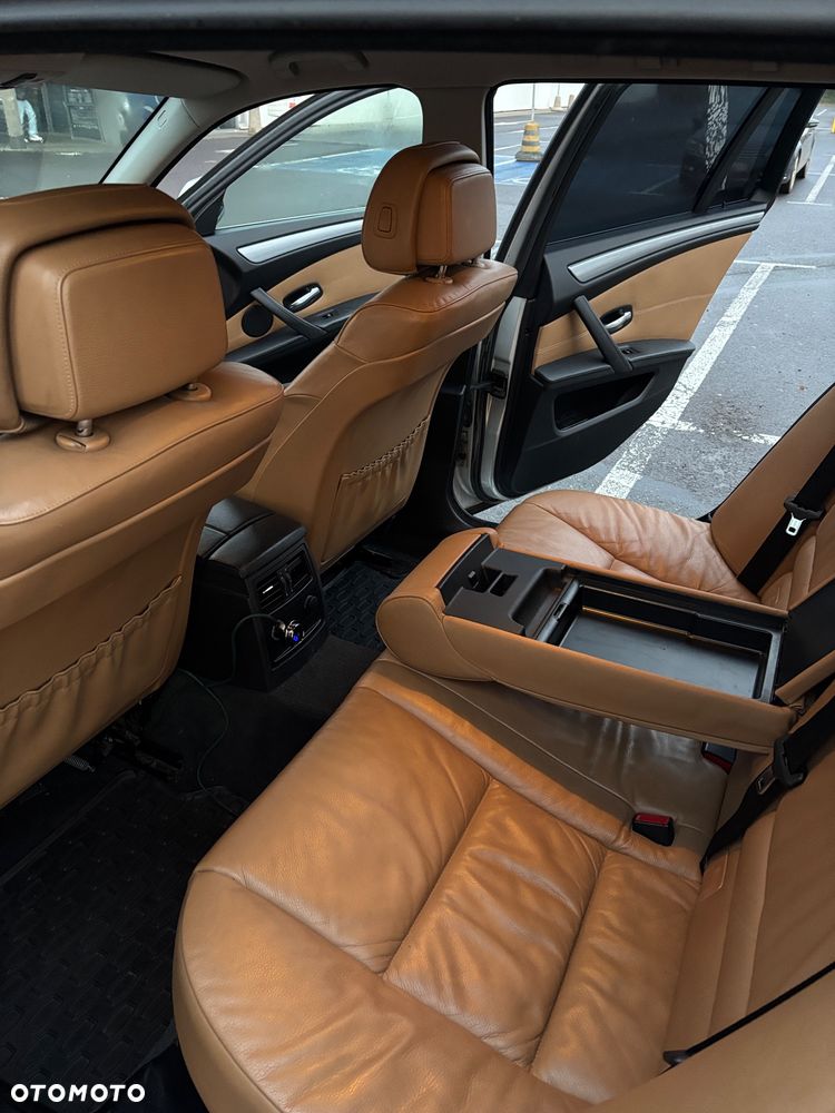 BMW Seria 5 - 16
