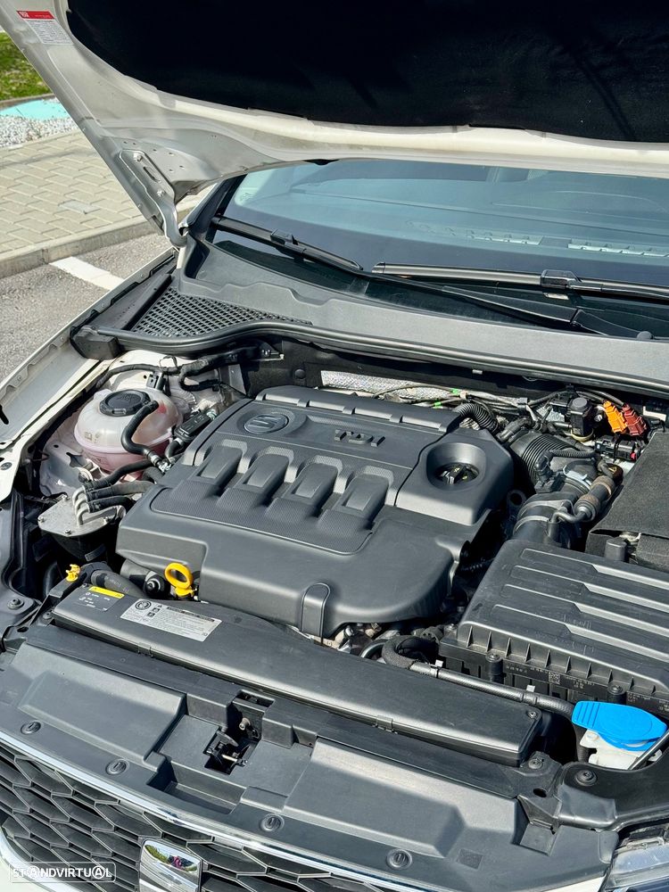 SEAT Leon 2.0 TDI DPF S&S FR - 24