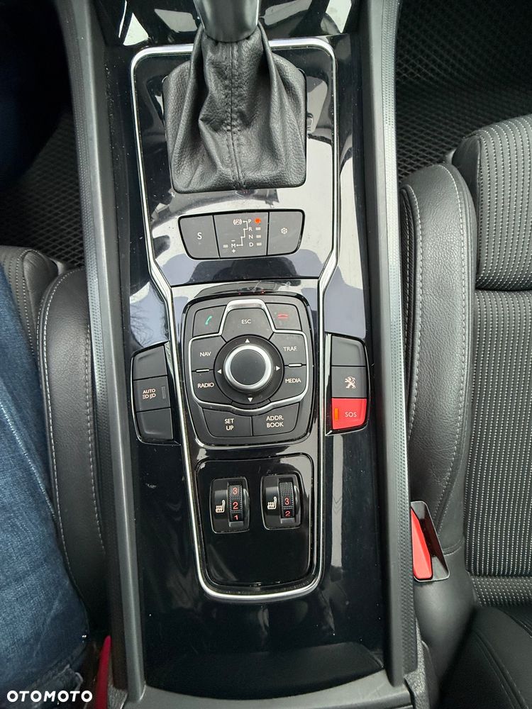 Peugeot 508 155 THP Automatik Active - 24