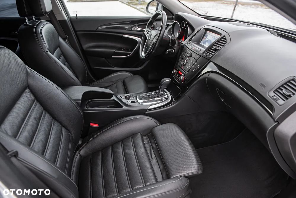Opel Insignia - 33