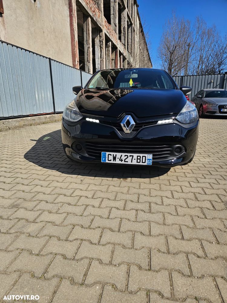 Renault Clio - 6