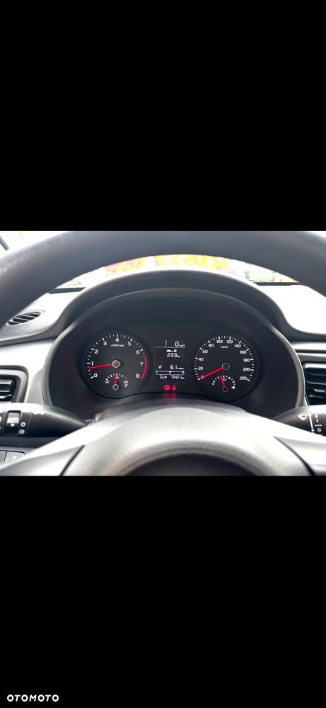 Kia Rio 1.2 M - 14