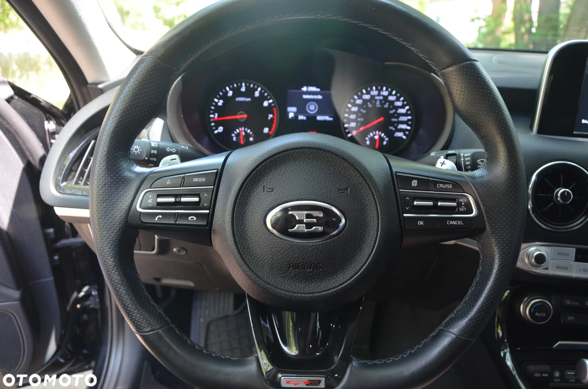 Kia Stinger 2.0 T-GDI GT Line - 24