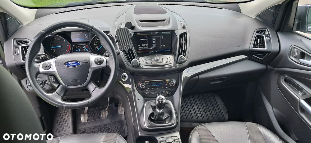 Ford Kuga 2.0 TDCi 4x4 Titanium - 18