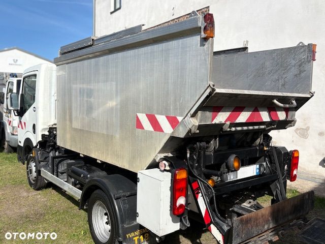 Nissan NT400 Cabstar 3,5t - 6