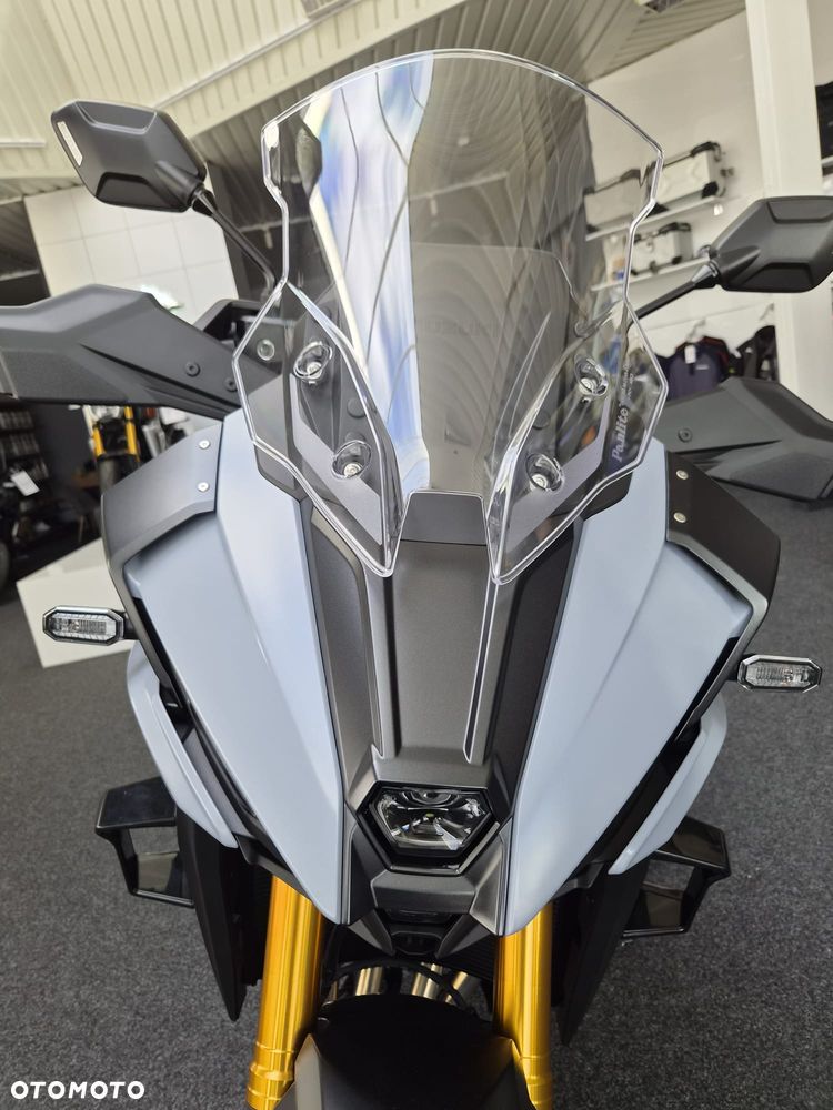 Suzuki GSX 1000 - 8