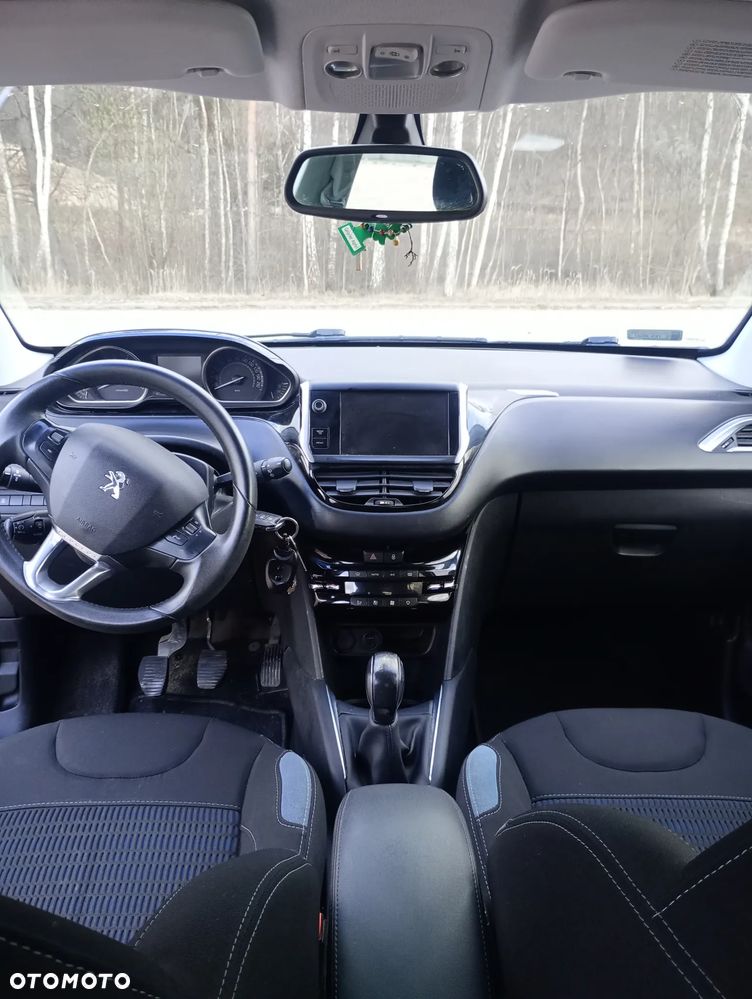 Peugeot 208 1.2 VTi Allure - 13