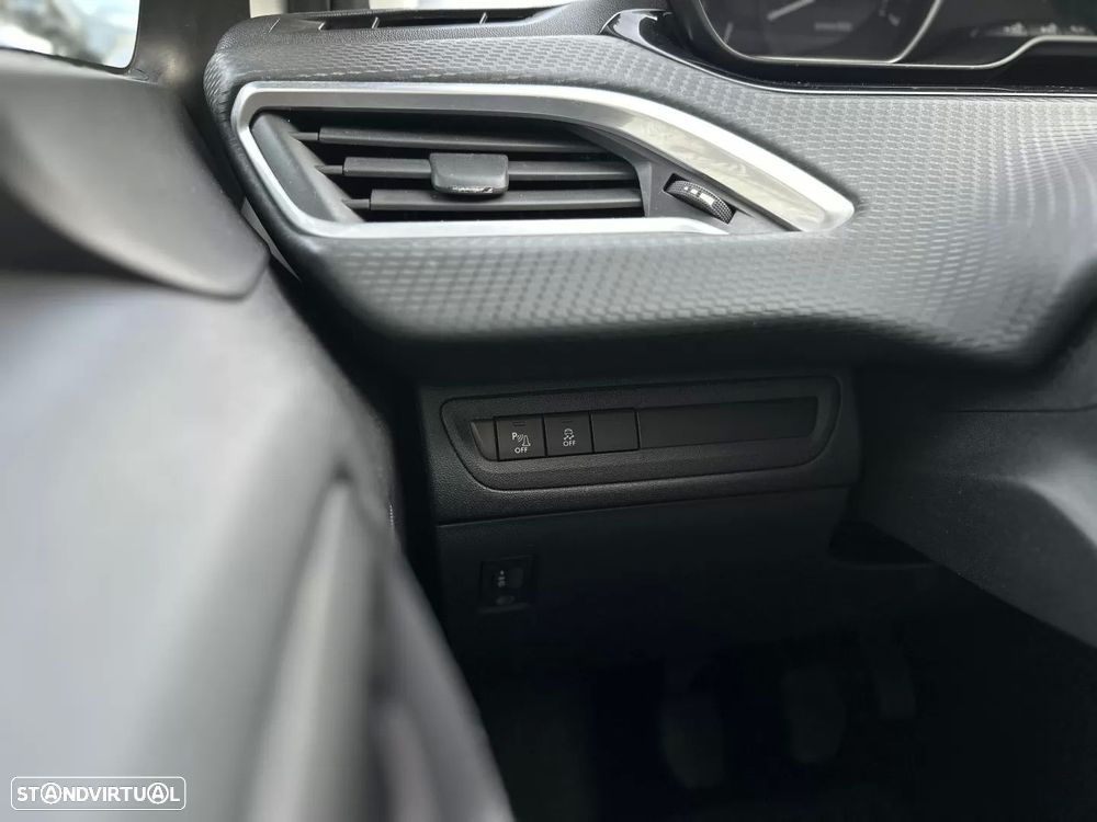 Peugeot 2008 1.2 PureTech Style - 19
