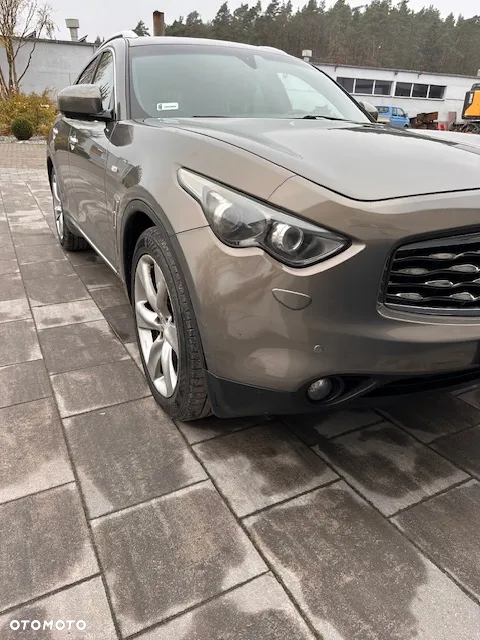 Infiniti FX - 2