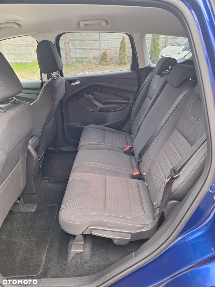 Ford Kuga 1.5 EcoBoost 2x4 Trend - 8