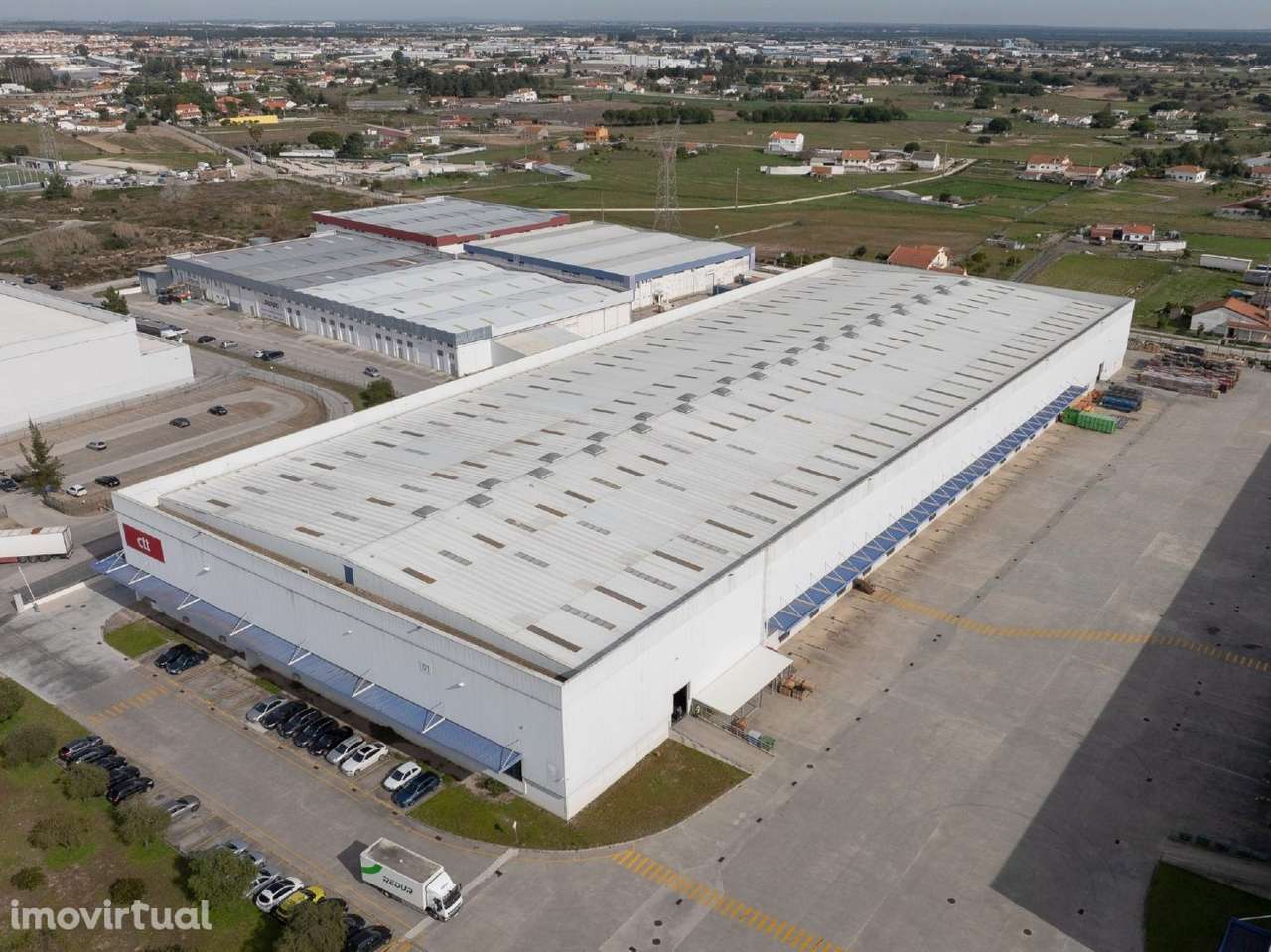 Armazém Porto Alto Arrendamento | 13.235 m2 | 15 Cais - Grande imagem: 2/8