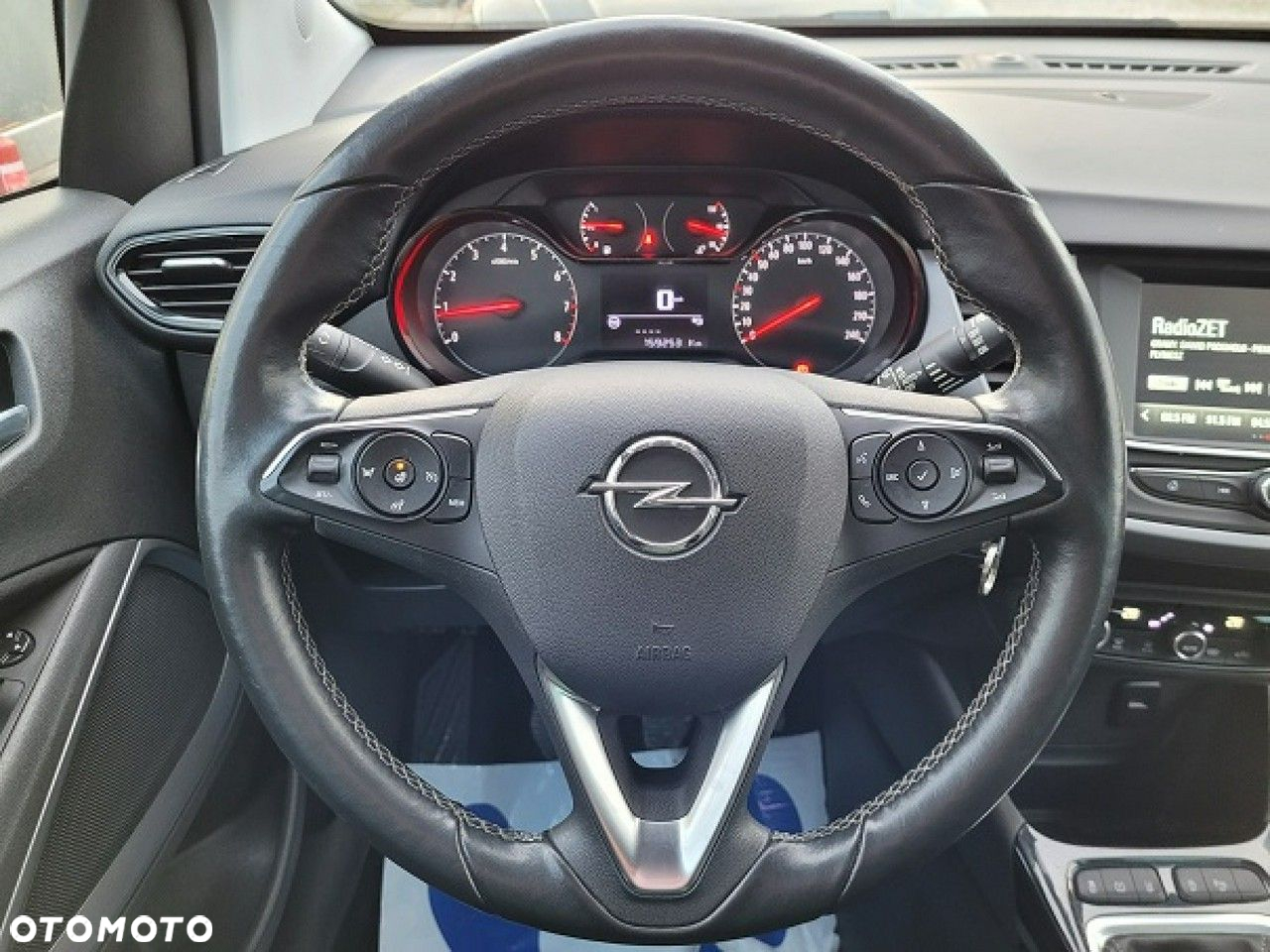 Opel Crossland X - 21