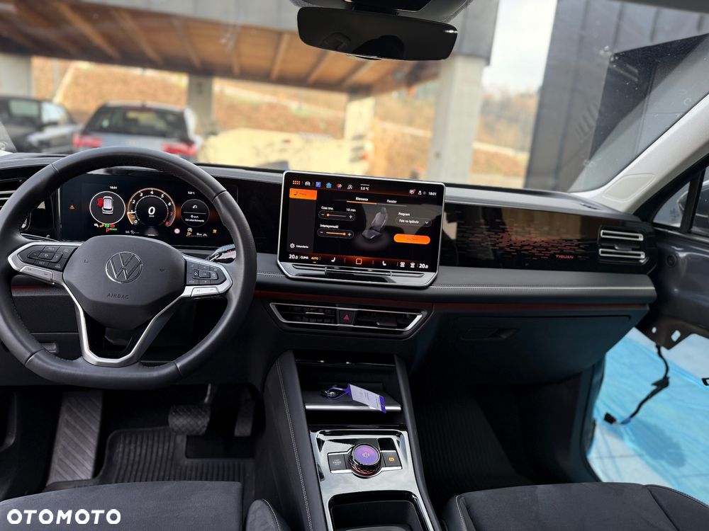 Volkswagen Tiguan 1.5 TSI EVO Elegance DSG - 4