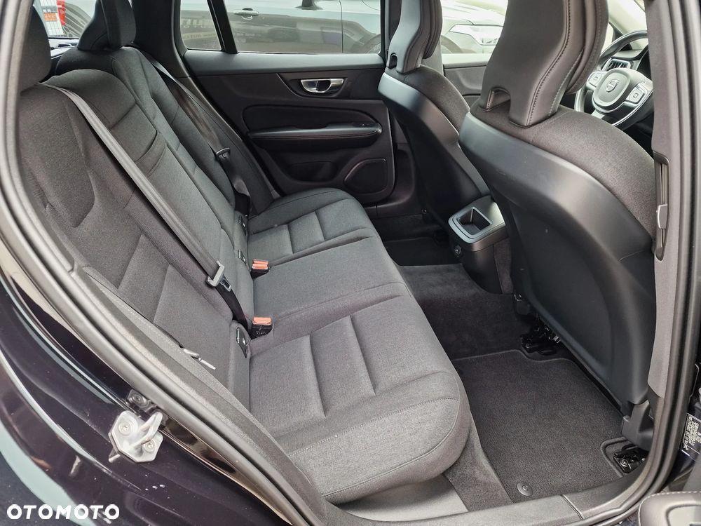 Volvo V60 B3 B Geartronic Momentum Pro - 18