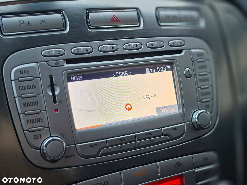 Ford Mondeo - 22
