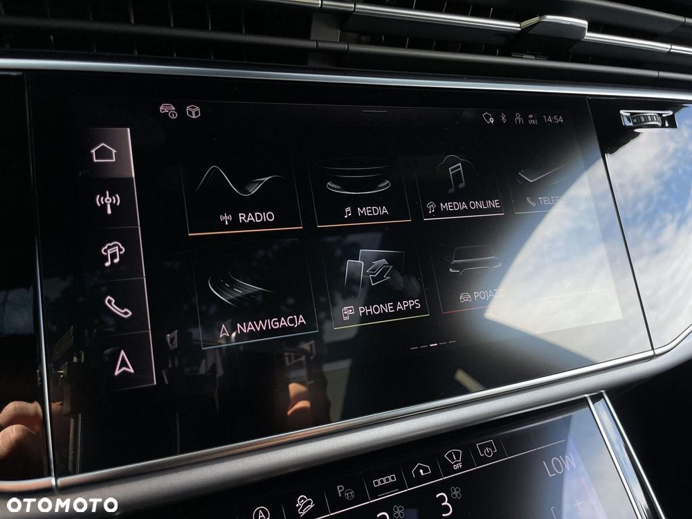 Audi Q8 - 32