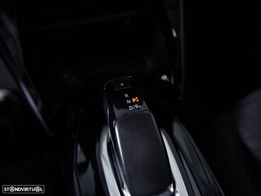 Peugeot e-2008 50 kWh Active - 16