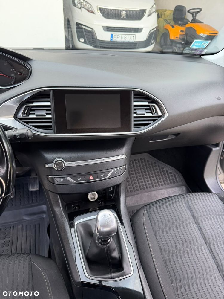Peugeot 308 1.6 BlueHDi Active S&S - 36