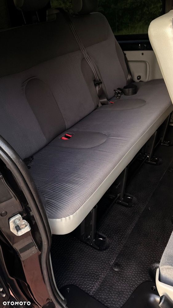 Opel Vivaro - 30