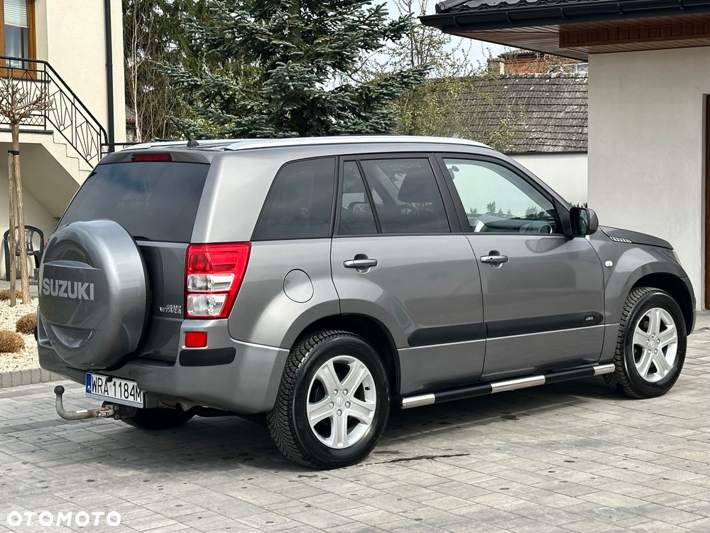 Suzuki Grand Vitara 2.0 De luxe - 4