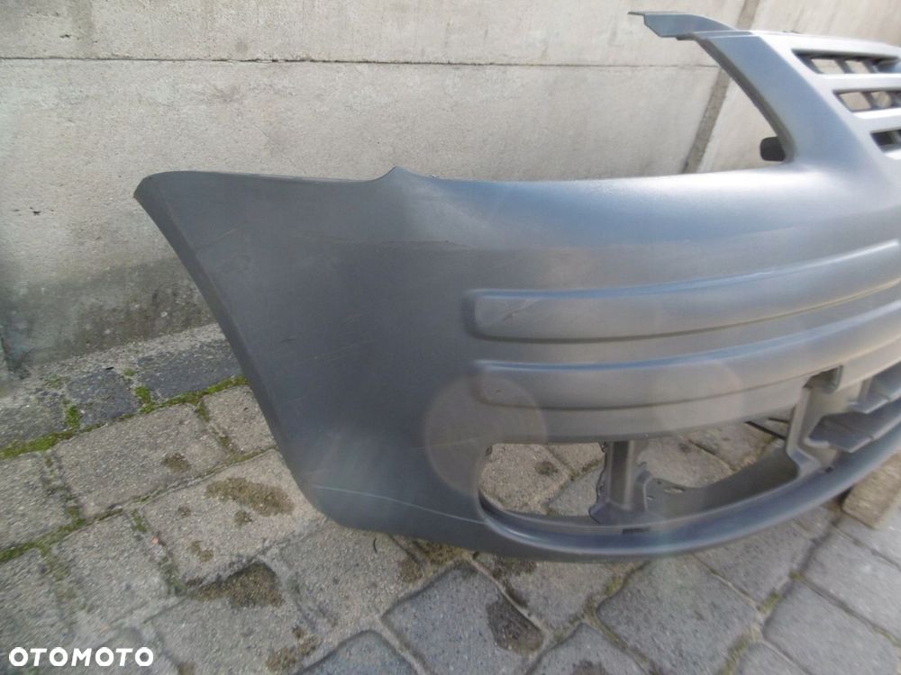 VW CADDY 2K0 - zderzak przedni - 2