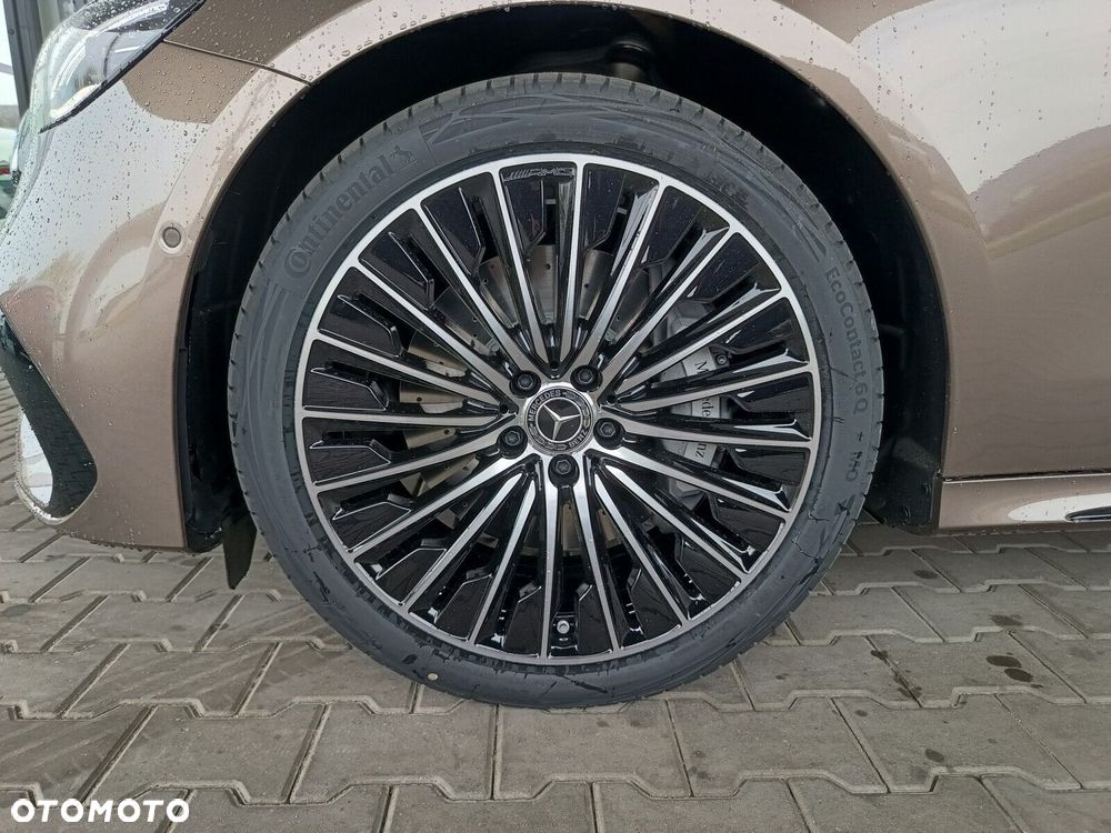 Mercedes-Benz Klasa E - 6