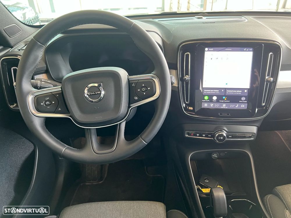 Volvo XC 40 2.0 B3 Plus Dark - 16