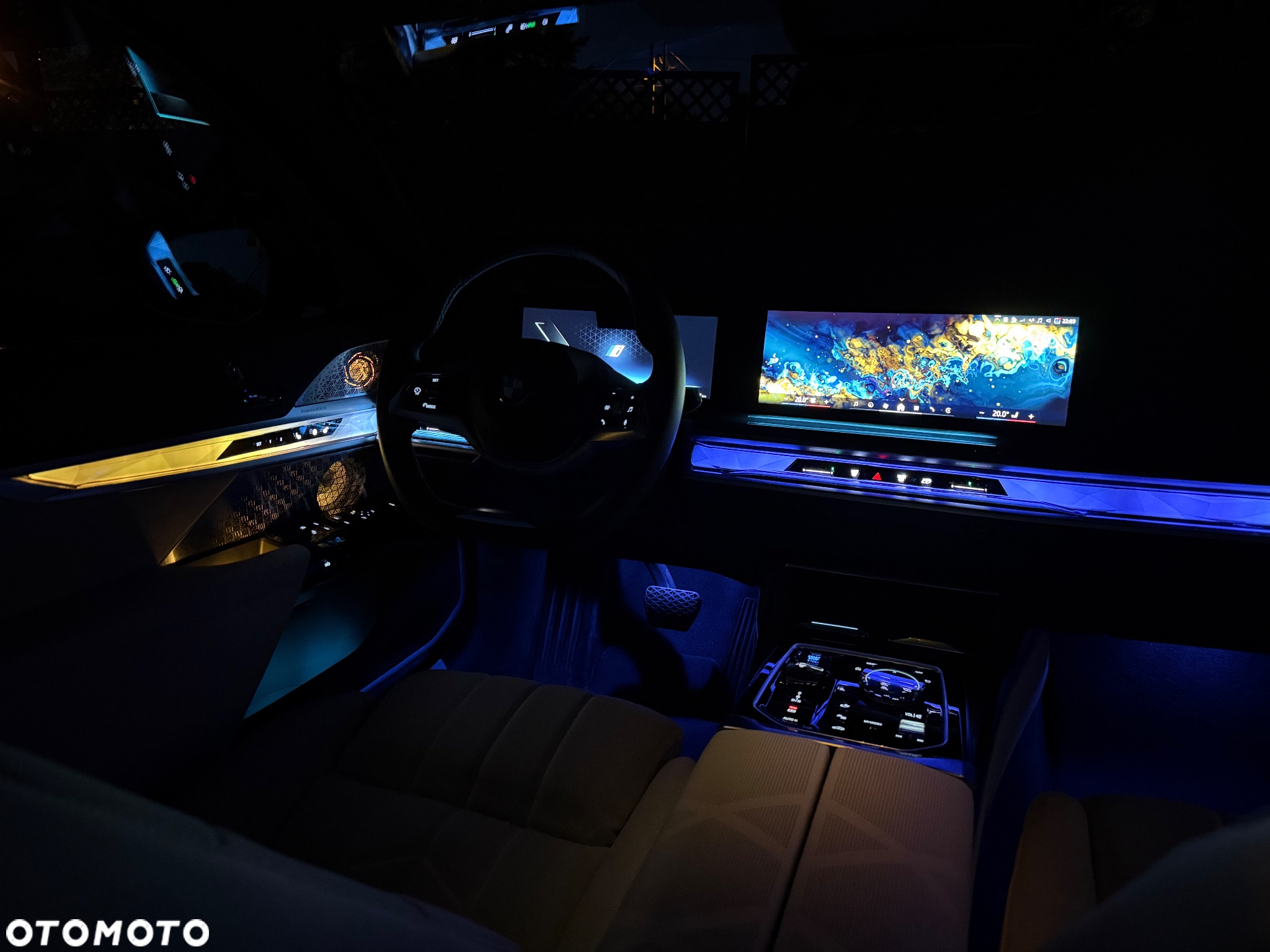 BMW i7 xDrive60 - 16
