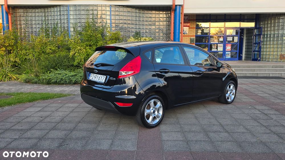 Ford Fiesta - 39