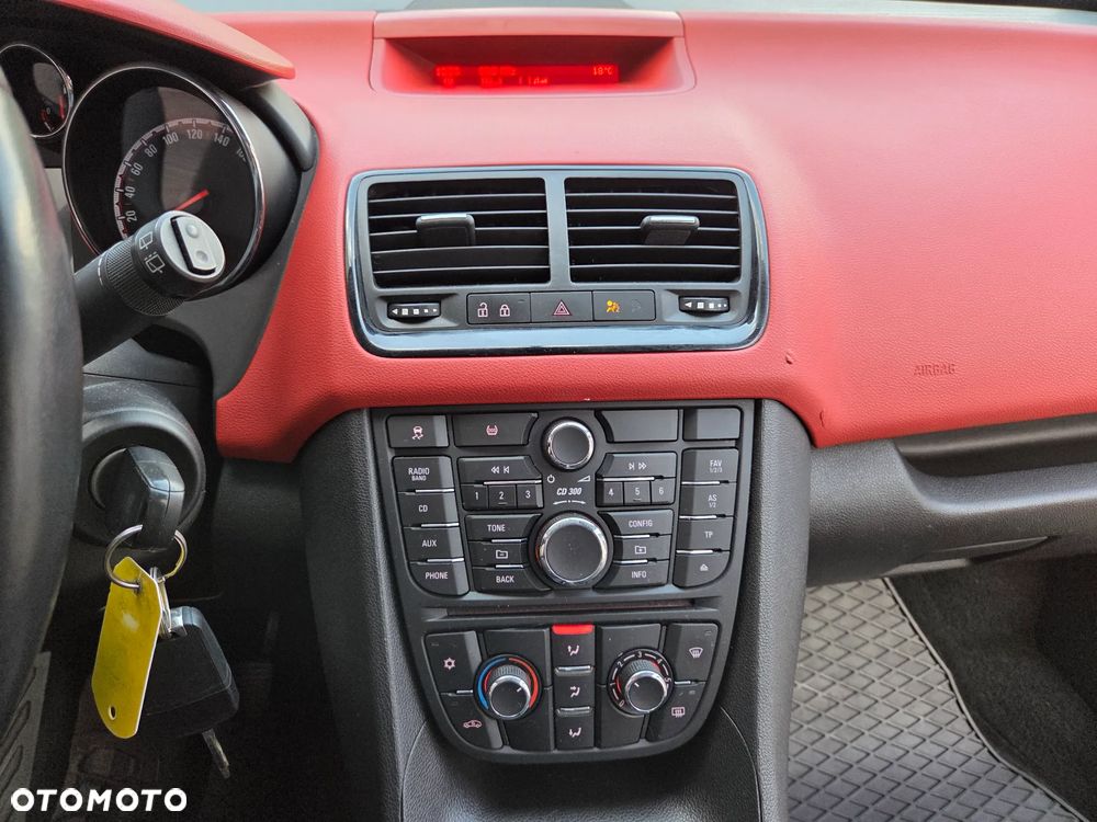 Opel Meriva - 17