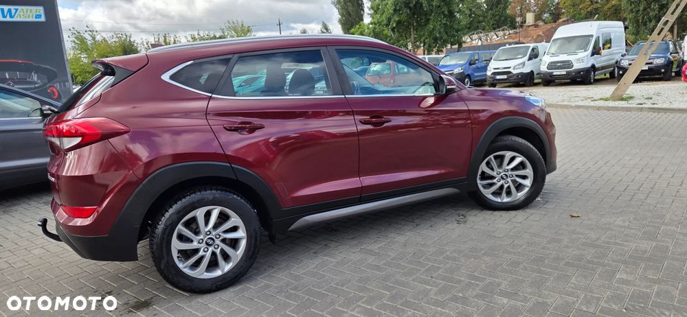Hyundai Tucson blue 1.7 CRDi 2WD DCT Passion - 16
