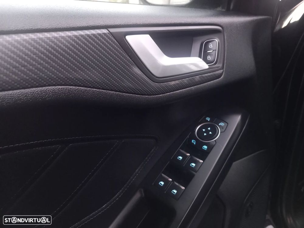Ford Focus 1.5 EcoBlue S&S Aut. ST-LINE - 25