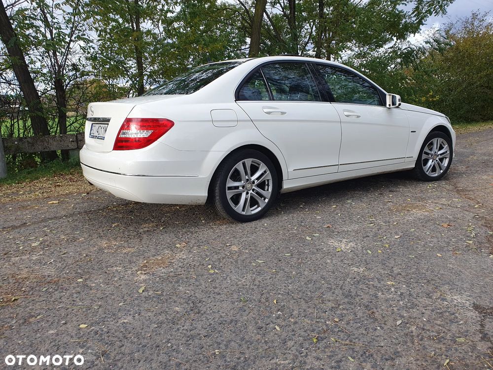 Mercedes-Benz Klasa C 200 CDI 7G-TRONIC Avantgarde Edition - 22