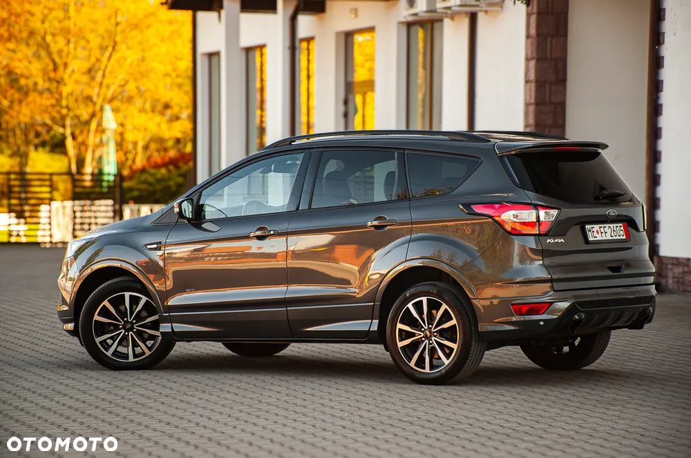 Ford Kuga 2.0 TDCi 4x4 ST-Line - 9