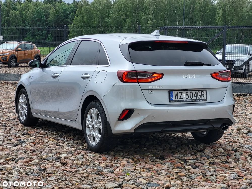 Kia Ceed 1.5 T-GDI M - 9