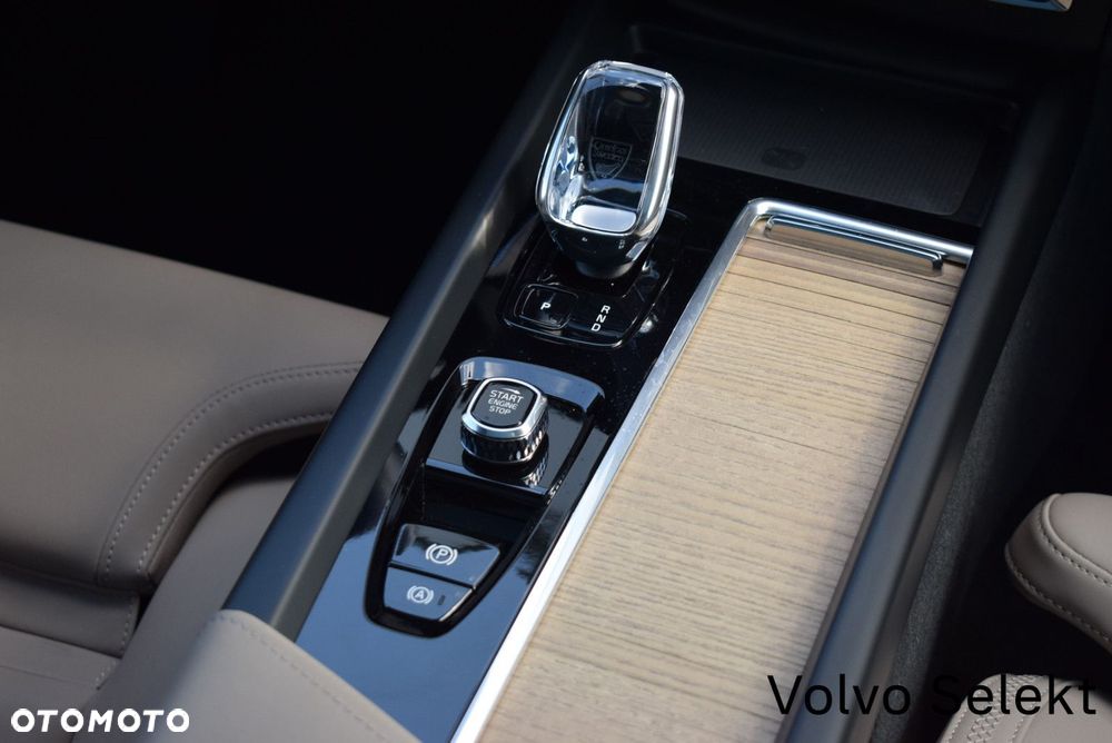 Volvo XC 60 - 21