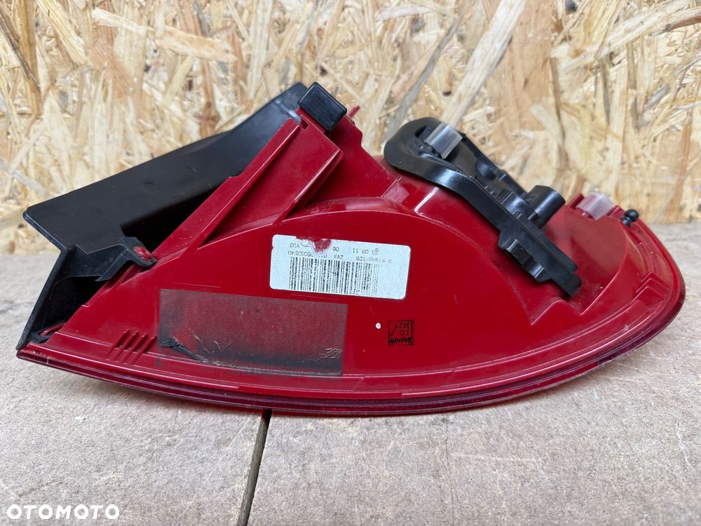 LAMPA TYŁ LEWA LED AUDI A4 B8 SEDAN 8K5