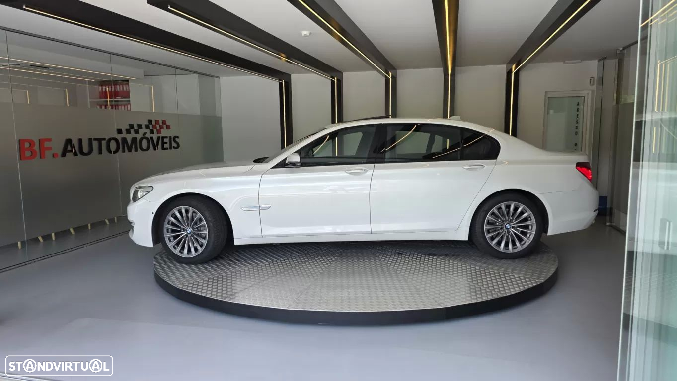 BMW 730 Ld Edition Exclusive - 13