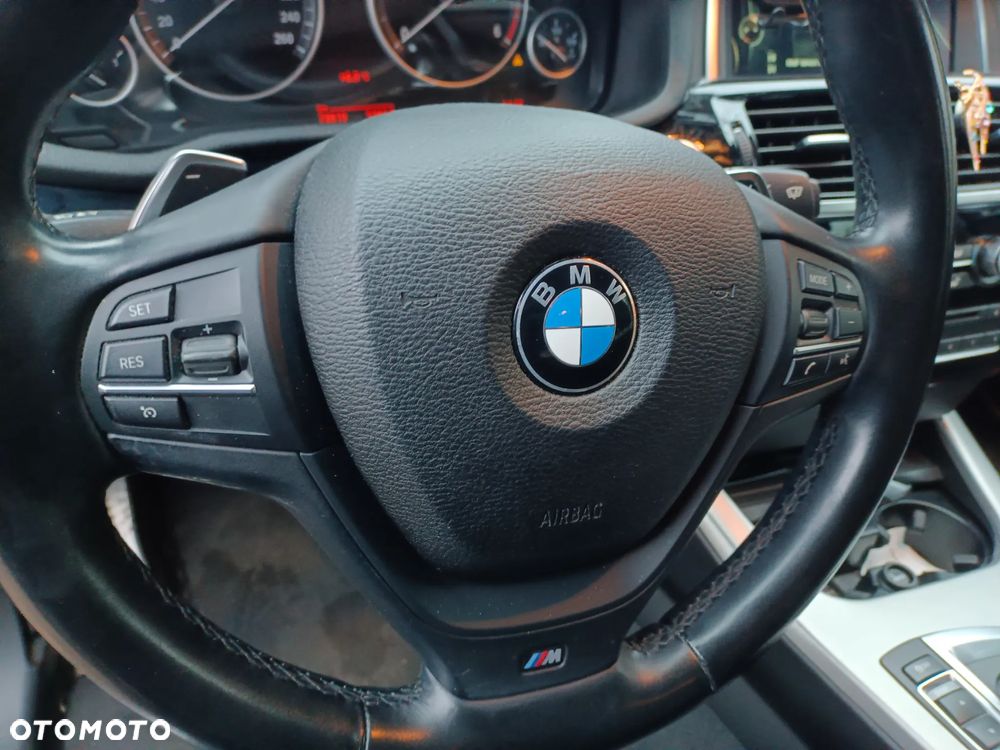 BMW X4 xDrive20d - 10