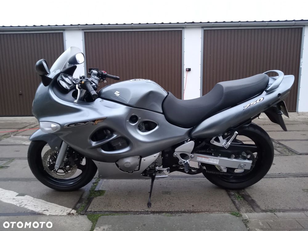 Suzuki GSX-F